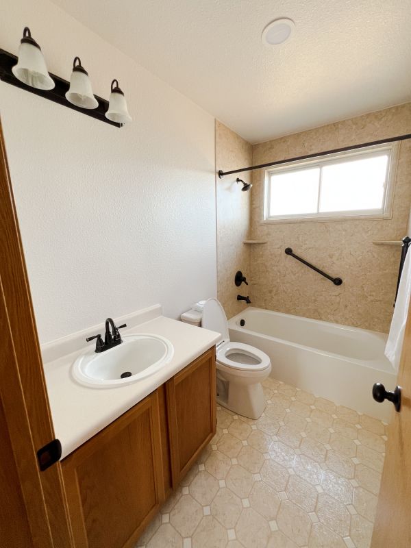 Top Bathroom Remodeling Companies in Bucyrus, OH